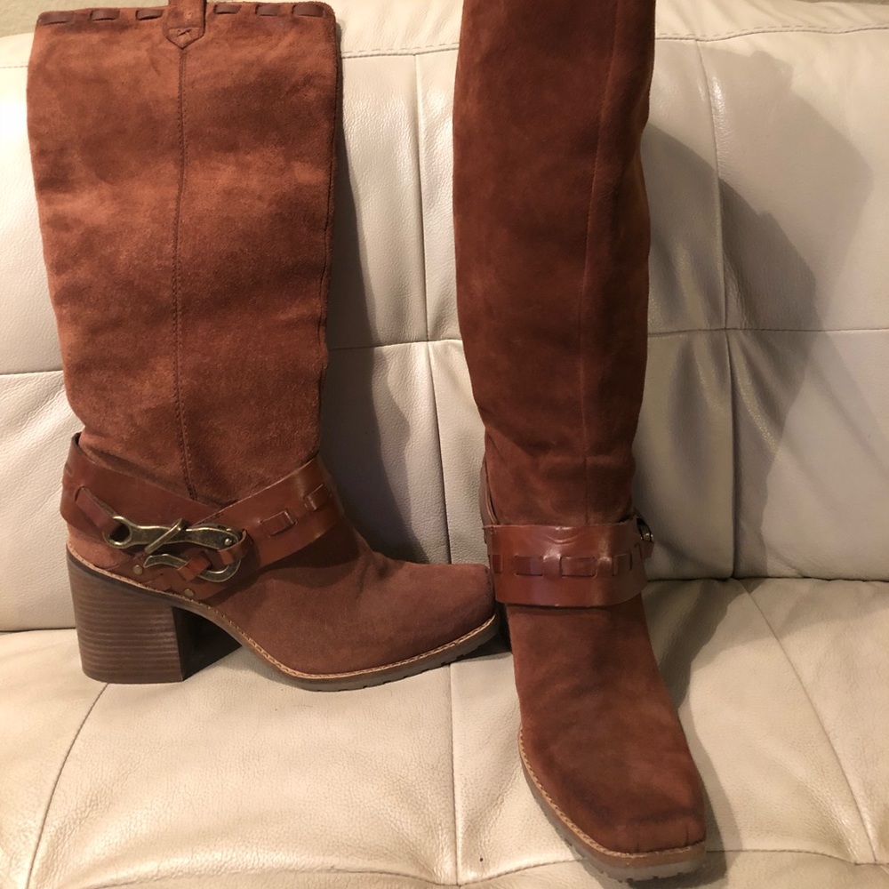 Size 7.5 suede boots.